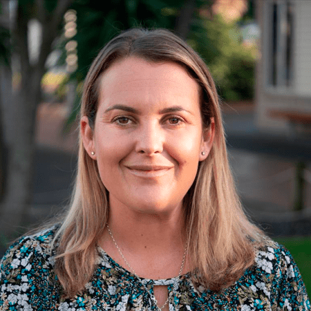 LYNLEY SKIFFINGTON